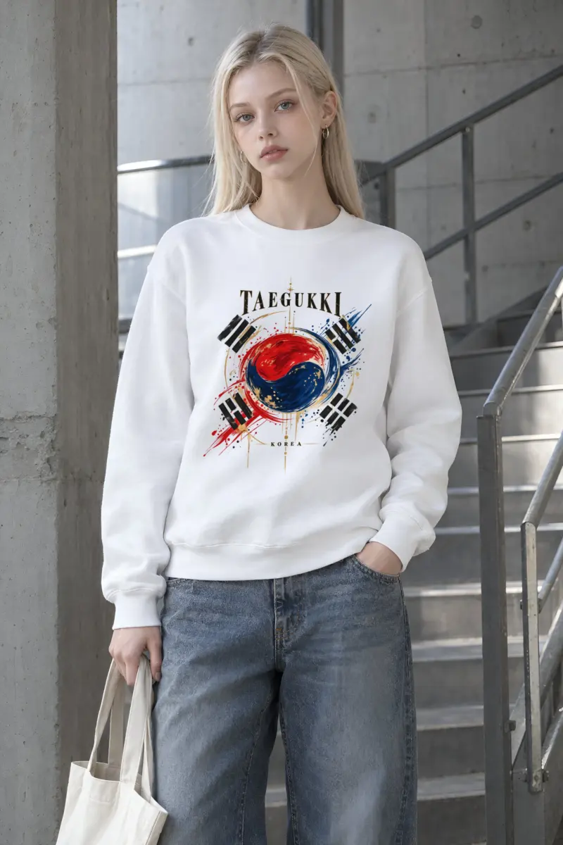 "Taegeukki Korea" Heavy Blend Unisex Crewneck Sweatshirt