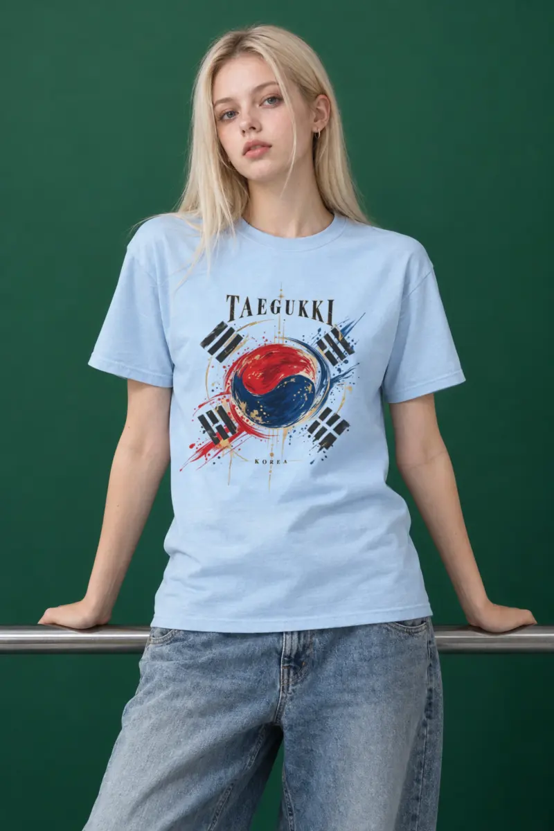 "Taegeukki Korea" Heavyweight Unisex Crewneck T-shirt