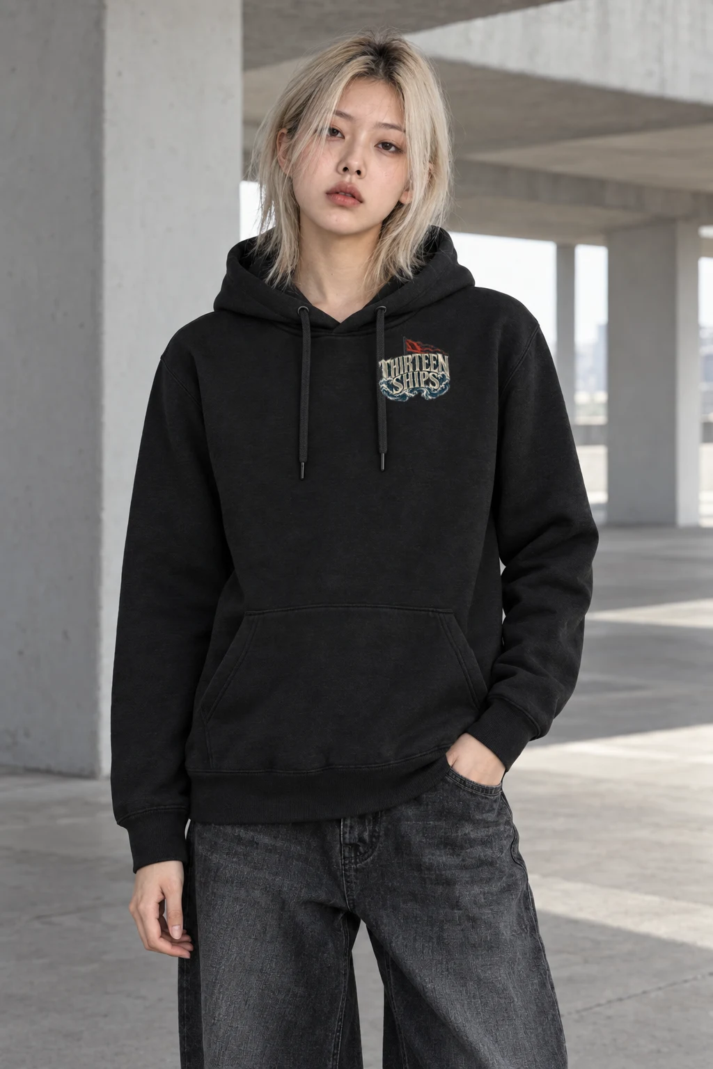 "Thirteen Ships Myeongnyang 1597" Heavy Blend Unisex Pullover Hoodie