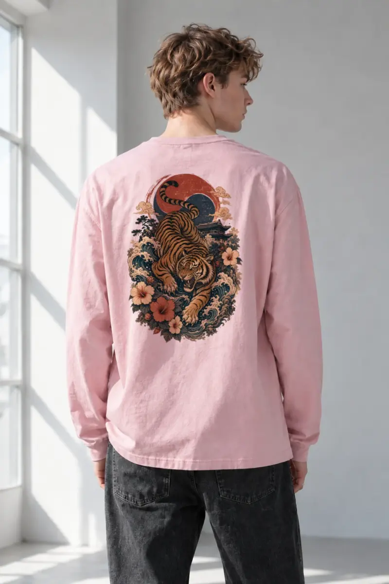 “Tiger Wave Prowl” Unisex Longsleeve T-shirt | Gildan 2400