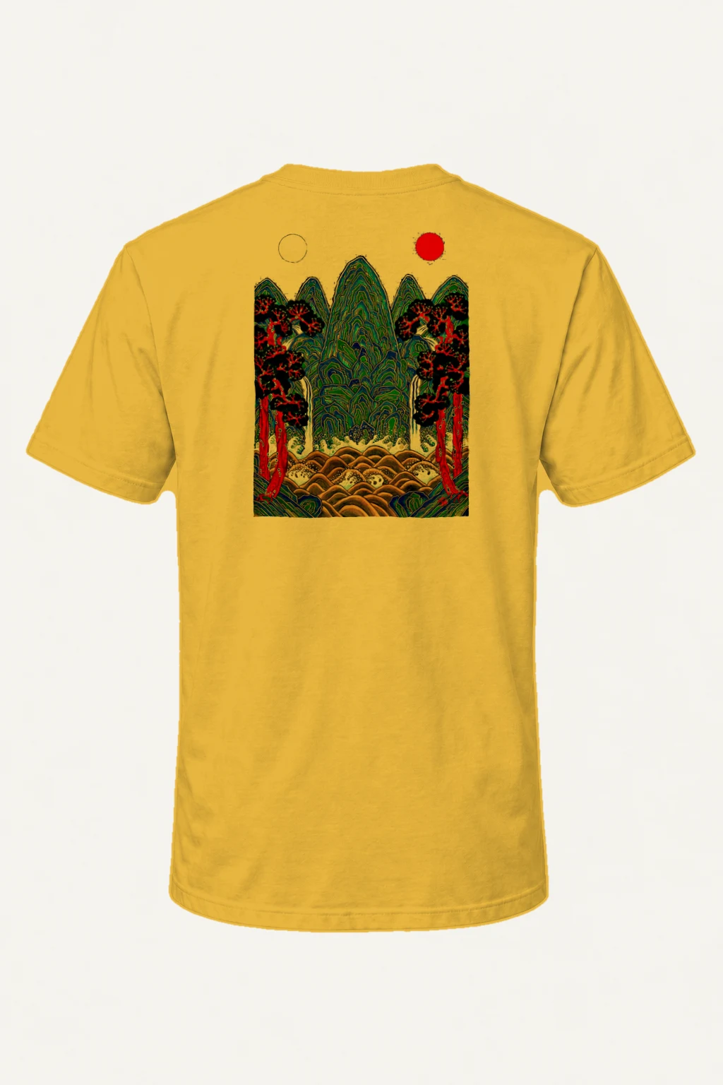 "Twin Sun Highlands" Heavyweight Unisex Crewneck T-shirt | Gildan 5000