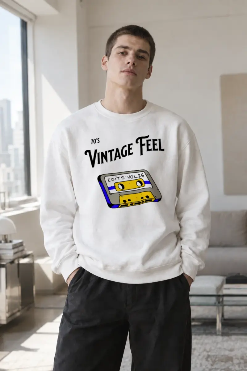 "Vintage Feel Edits" Heavy Blend Unisex Crewneck Sweatshirt | Gildan 18000