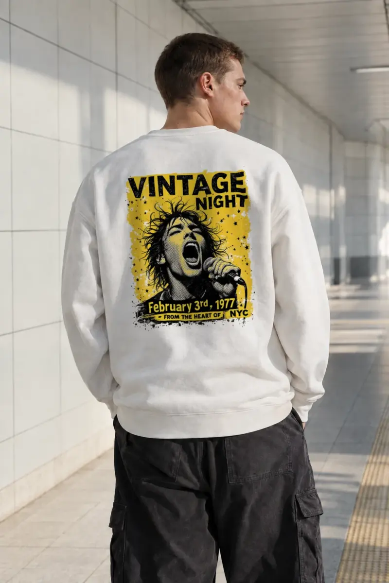 "Vintage Night NYC" Heavy Blend Unisex Crewneck Sweatshirt | Gildan 18000