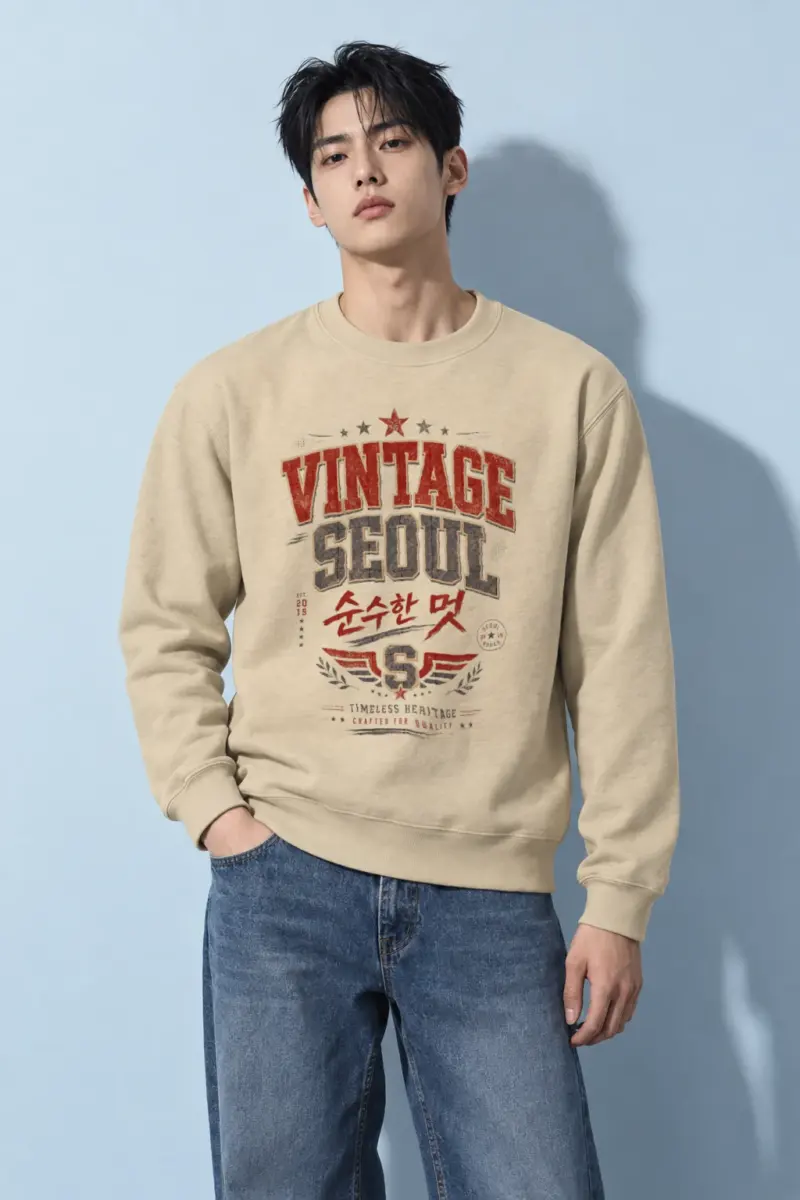 "Vintage Soul Seoul" Heavy Blend Unisex Crewneck Sweatshirt