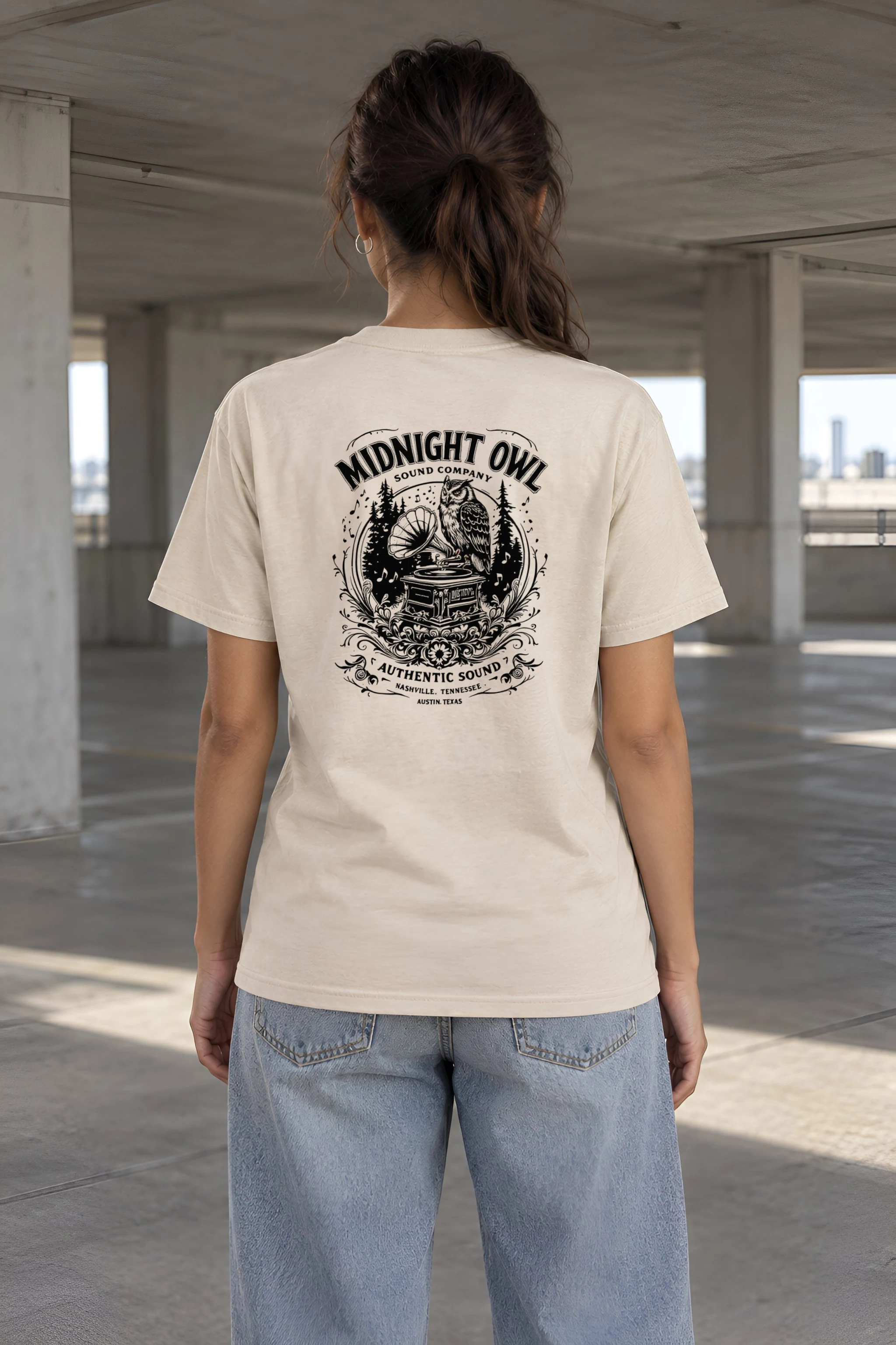 "Vintage Sound Owl" Heavyweight Unisex Crewneck T-shirt