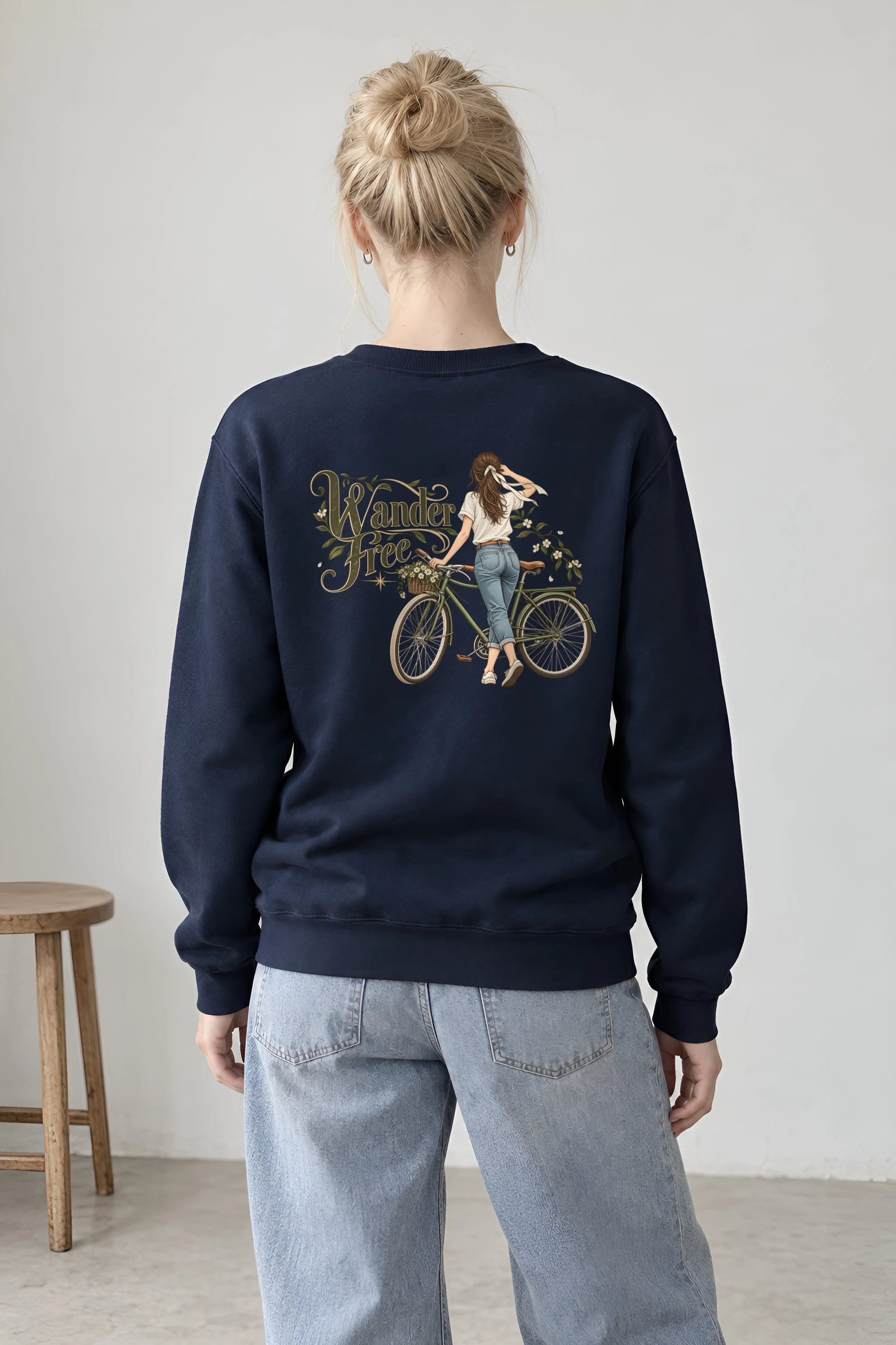 "Wander Free" Heavy Blend Unisex Crewneck Sweatshirt
