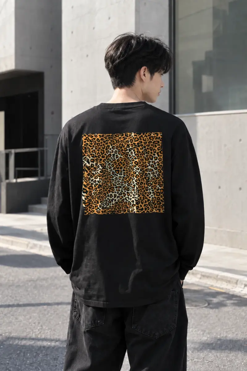"Wild Leopard Pattern" Unisex Longsleeve T-shirt | Gildan 2400