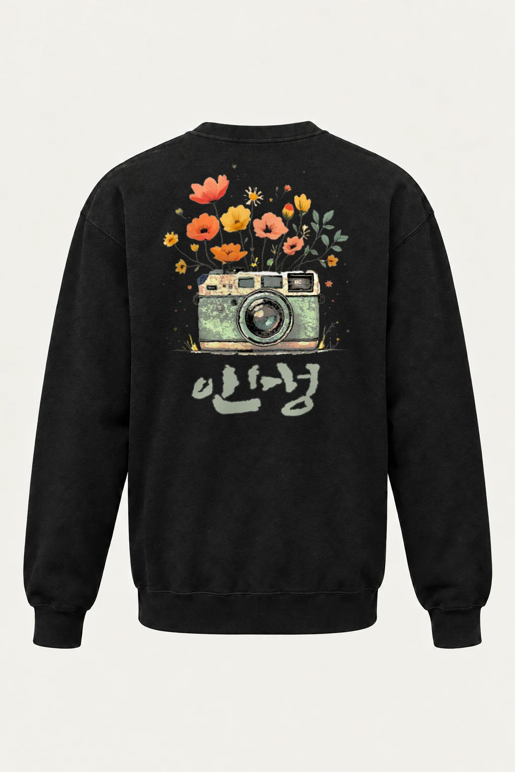 "Wildflower Camera" Heavy Blend Unisex Crewneck Sweatshirt | Gildan 18000
