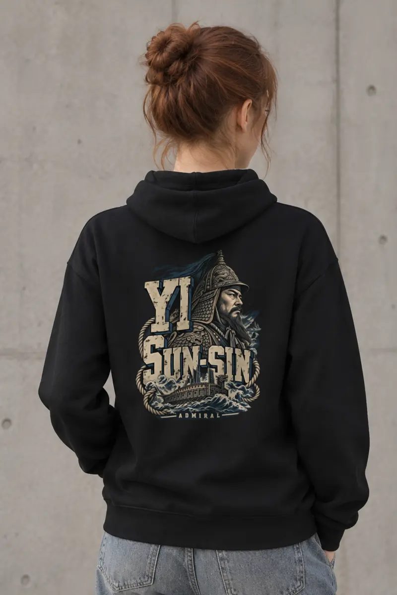 "Yi Sun-sin Admiral 이순신" Heavy Blend Unisex Pullover Hoodie