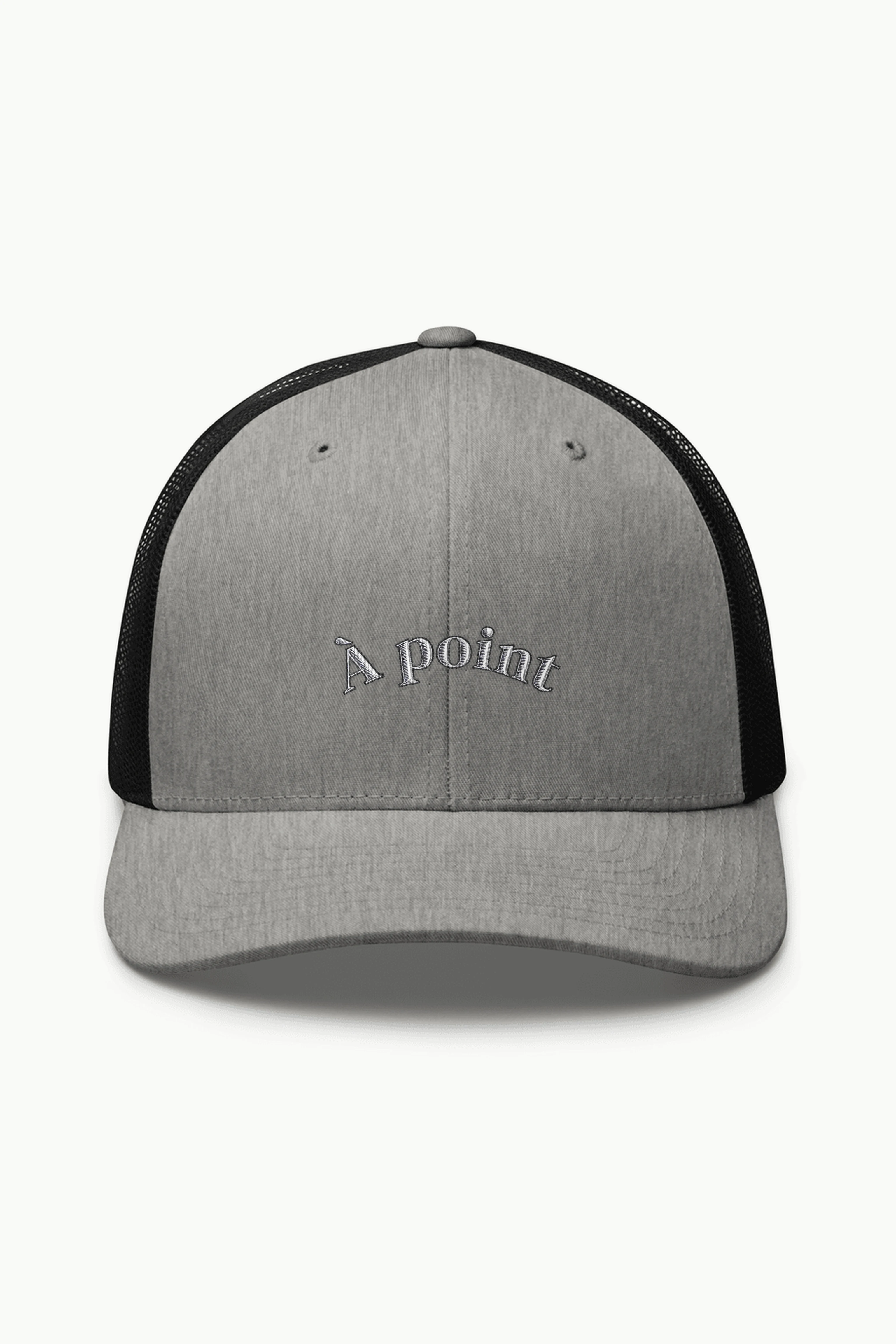 "À point" Retro Trucker Cap · Embroidered
