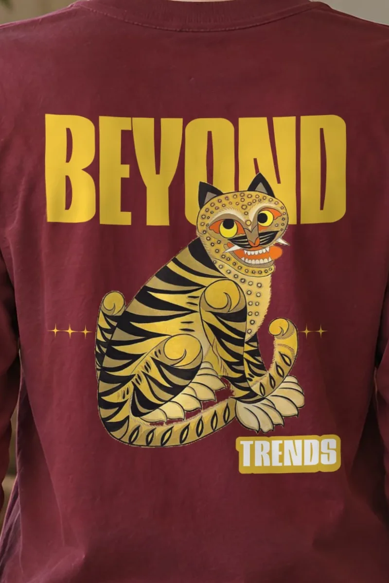 "Beyond trends" Unisex Longsleeve T-shirt - the graphic up close
