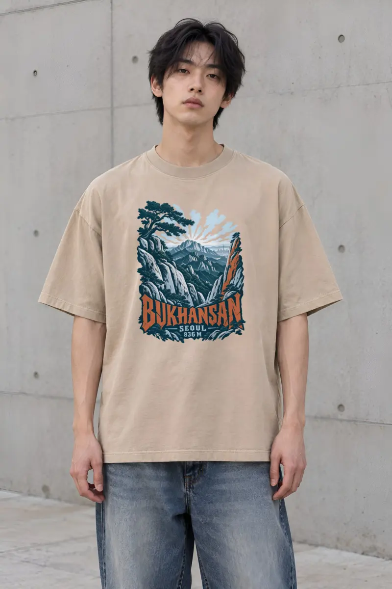 “Bukhansan Granite Window” Men’s Oversized Heavyweight Crewneck T-Shirt