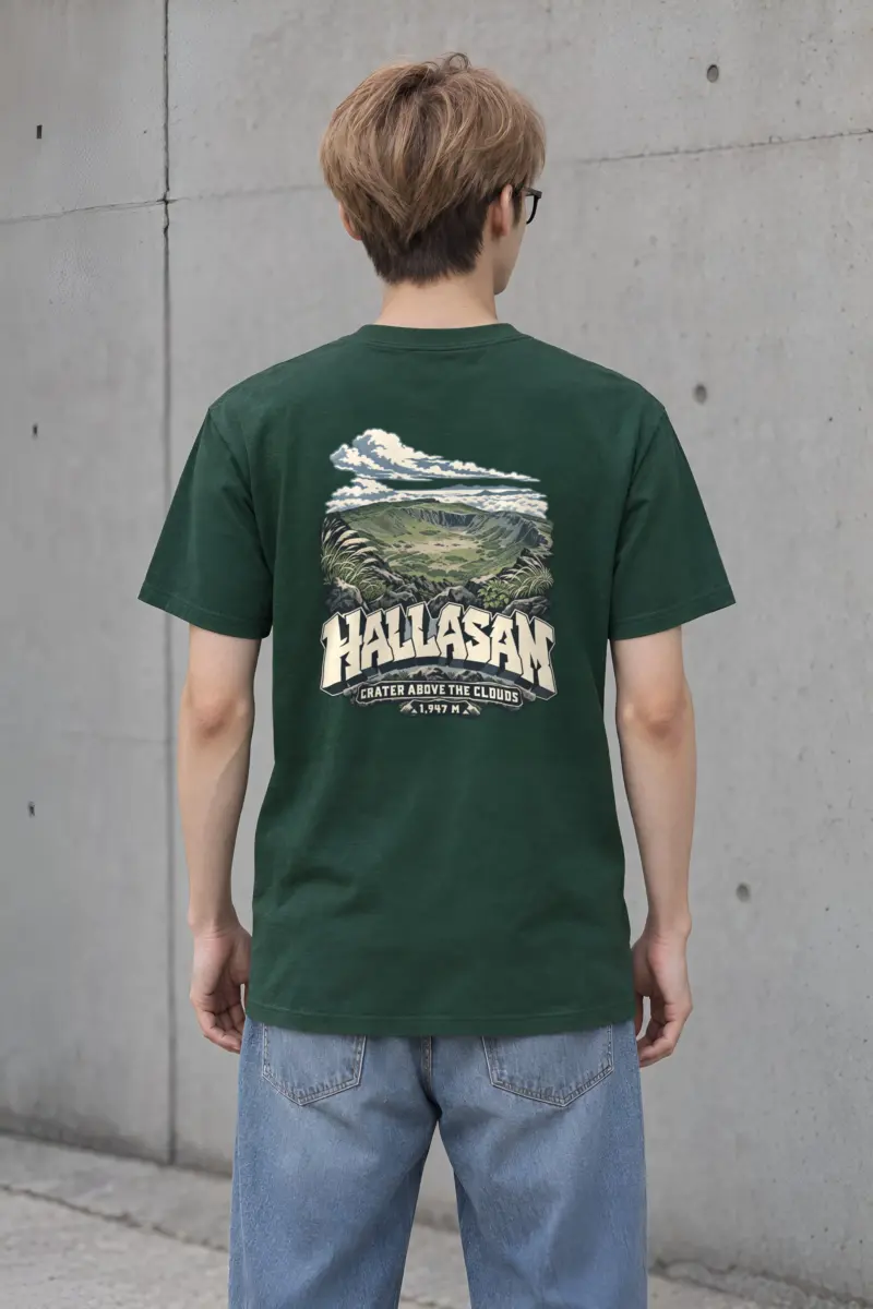 "Hallasan Crater Above the Clouds" Heavyweight Unisex Crewneck T-shirt