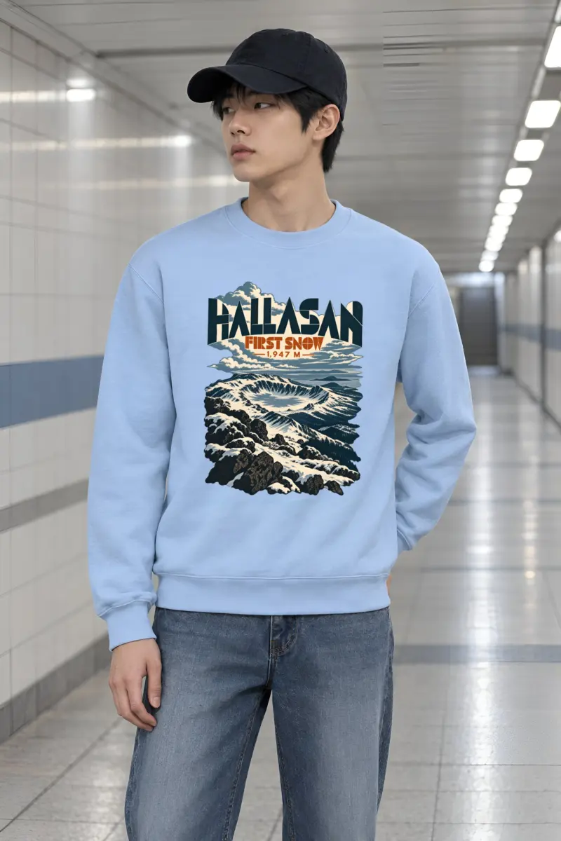 "Hallasan First Snow" Heavy Blend Unisex Crewneck Sweatshirt