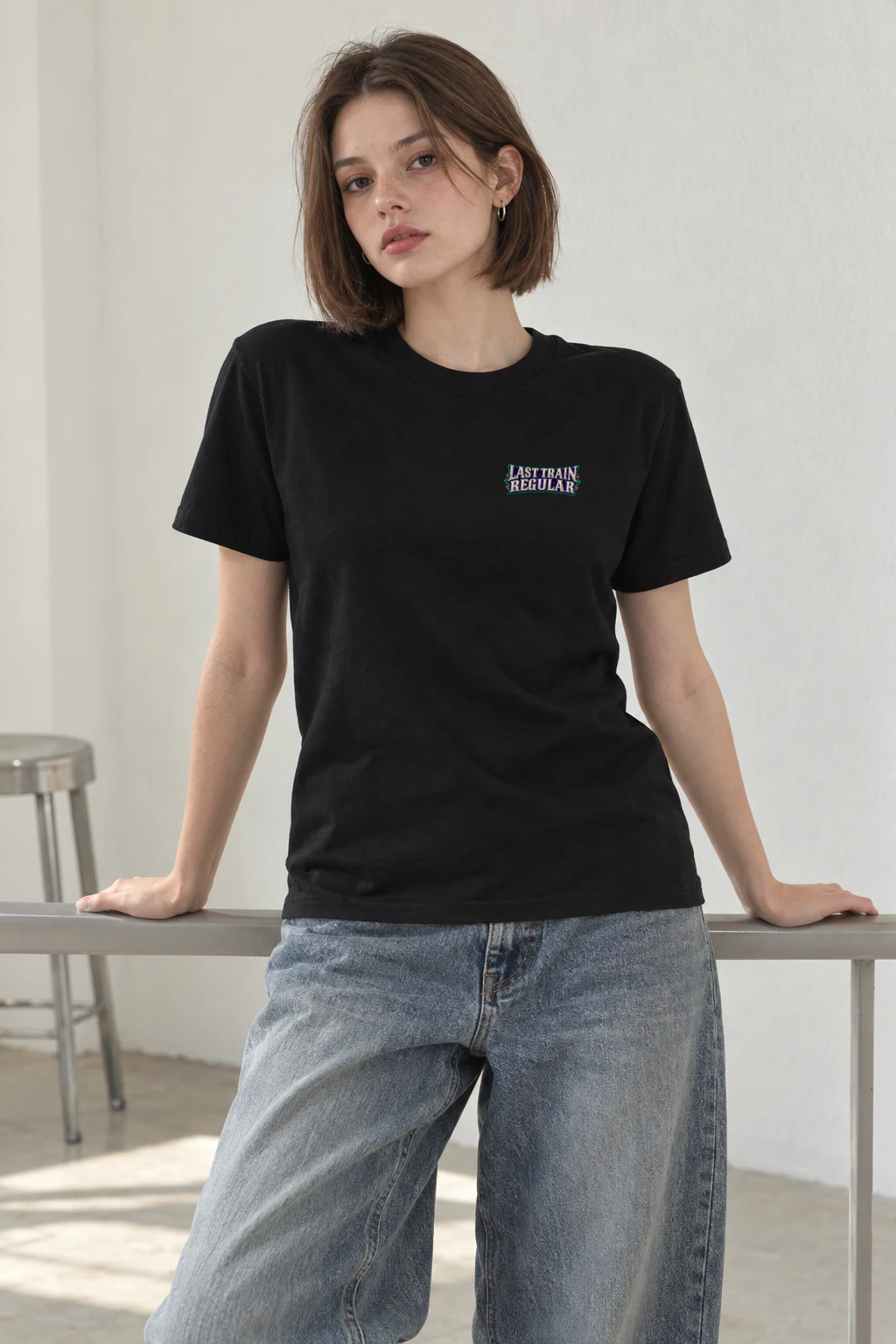 "Last Train Regular Seoul" Heavyweight Unisex Crewneck T-shirt