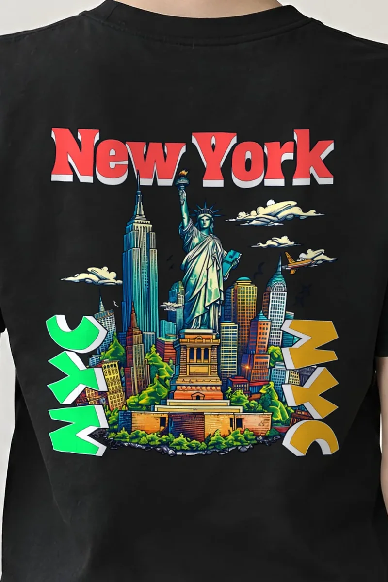 "New York Liberty" Heavyweight Unisex Crewneck T-shirt - the graphic up close