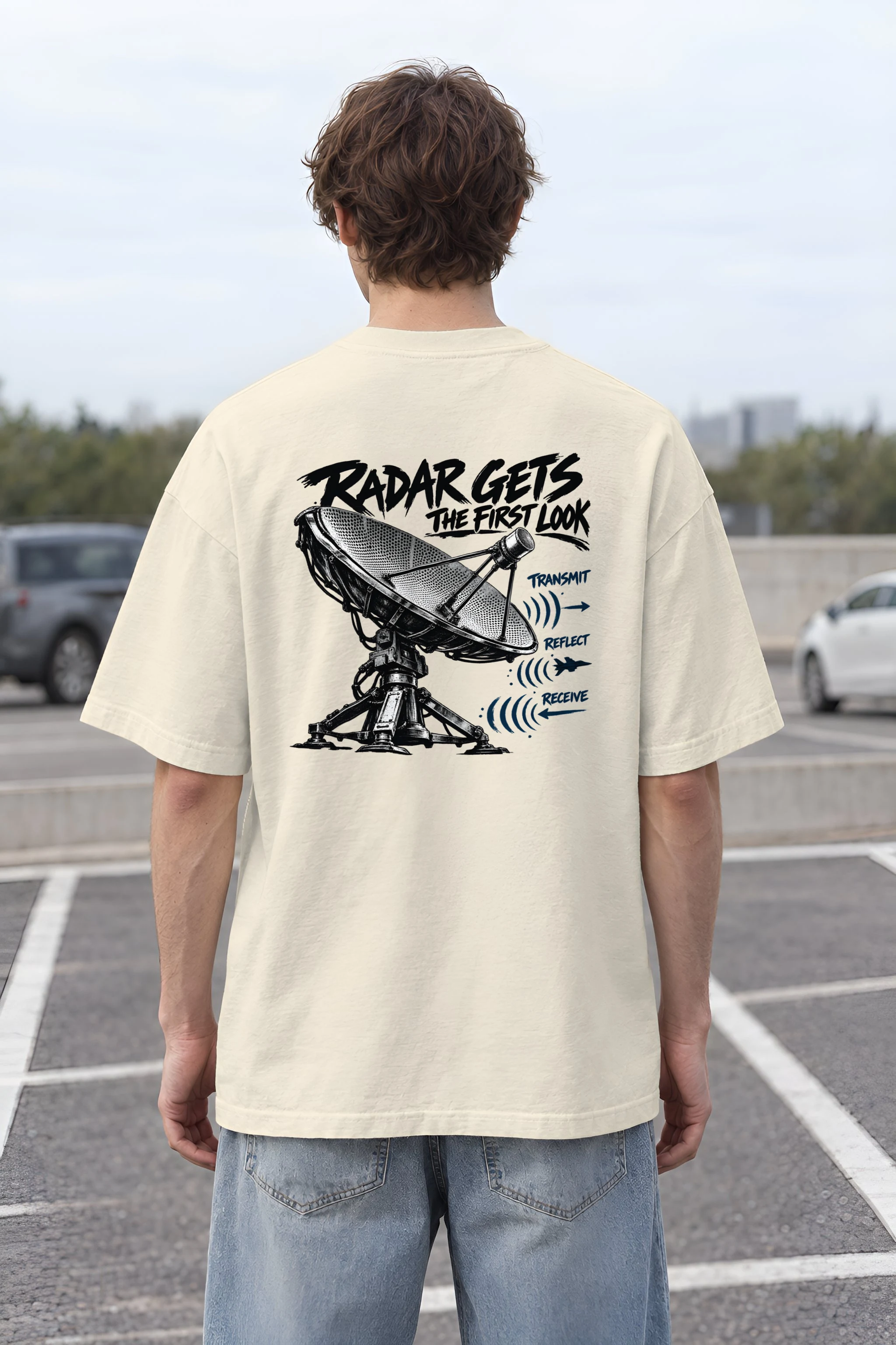 "Radar Gets the First Look" Men's Oversized Heavyweight Crewneck T-Shirt