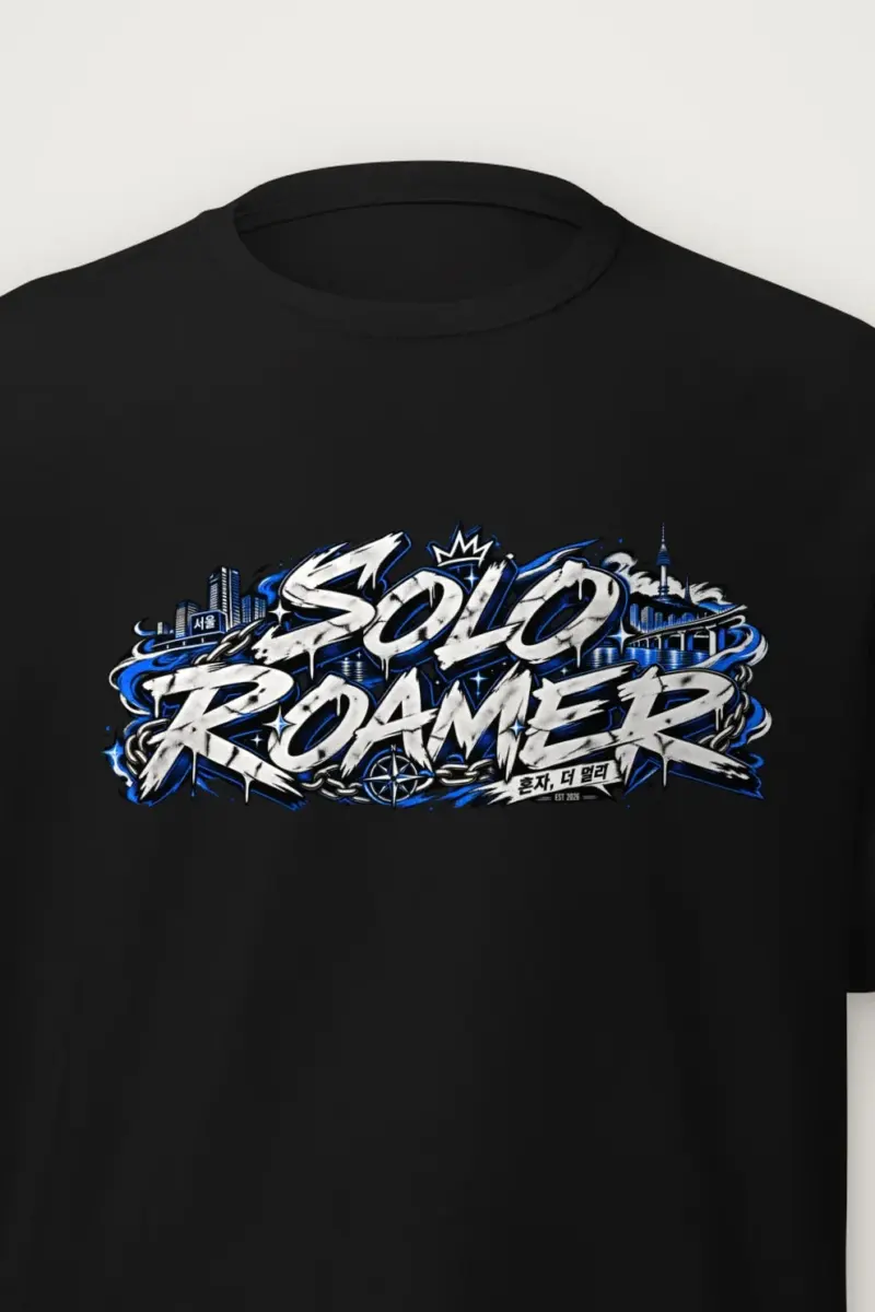 "Solo Graffiti Traverse" Heavyweight Unisex Crewneck T-shirt - the graphic up close