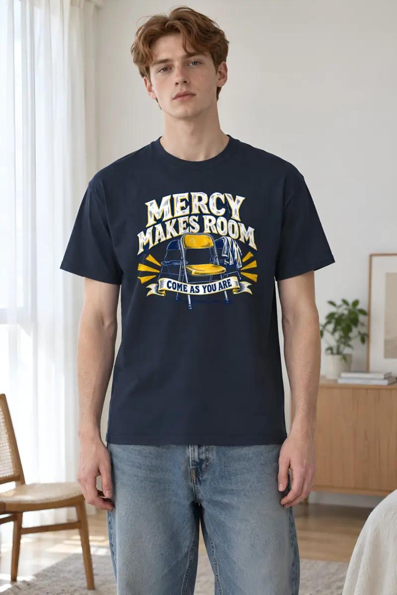 "Sunburst Welcome Chairs" Heavyweight Unisex Crewneck T-shirt